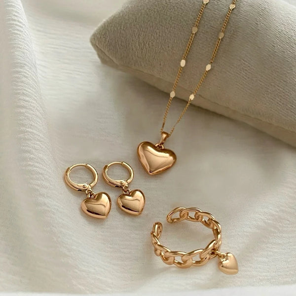 Goldene Herzschmuck-Set
